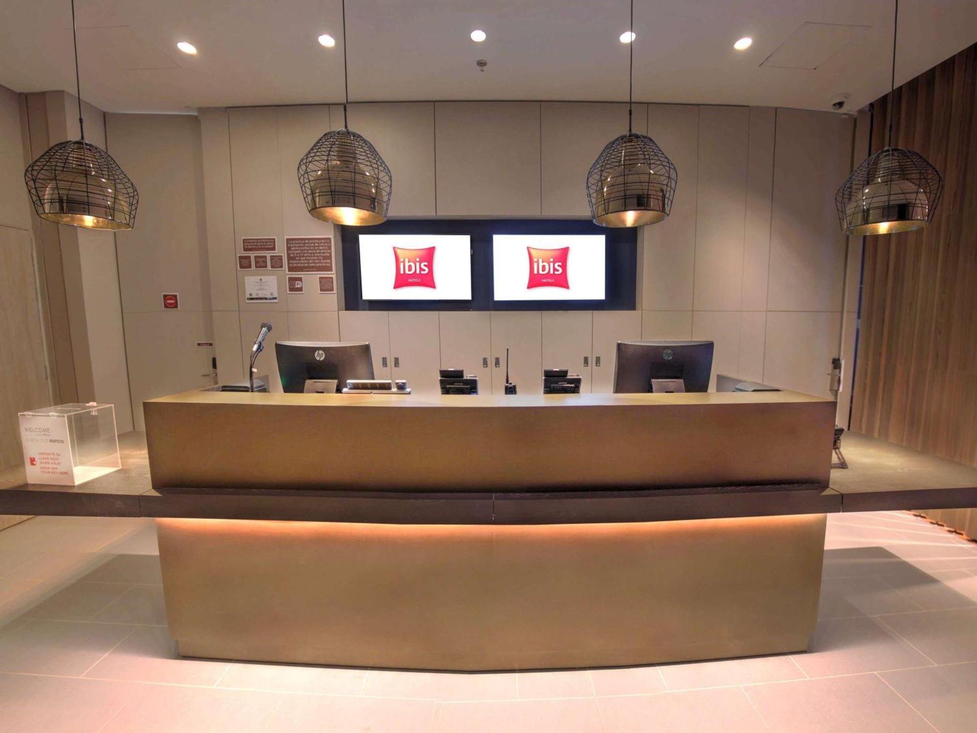 Ibis Apartadó Zewnętrze zdjęcie