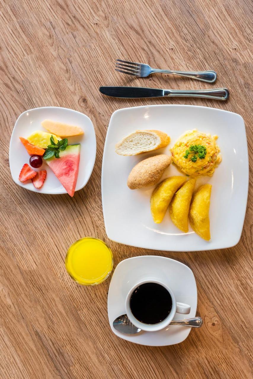 Ibis Apartadó Zewnętrze zdjęcie